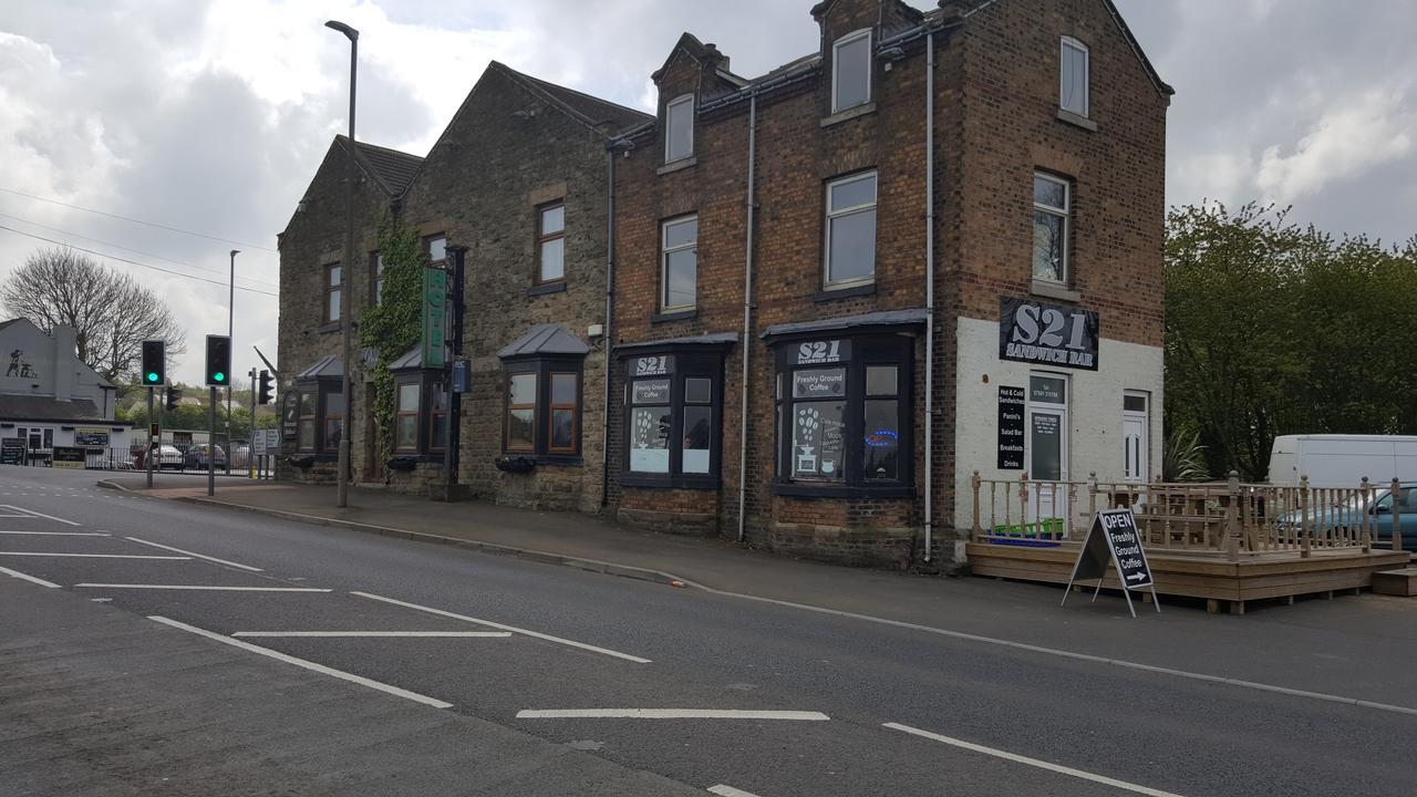 The Renishaw Rooms Exterior photo